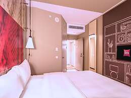 ibis Istanbul West