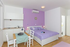 Apartments Villa Karmen