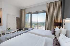 The First Collection Marina, Dubai, a Tribute Portfolio Hotel