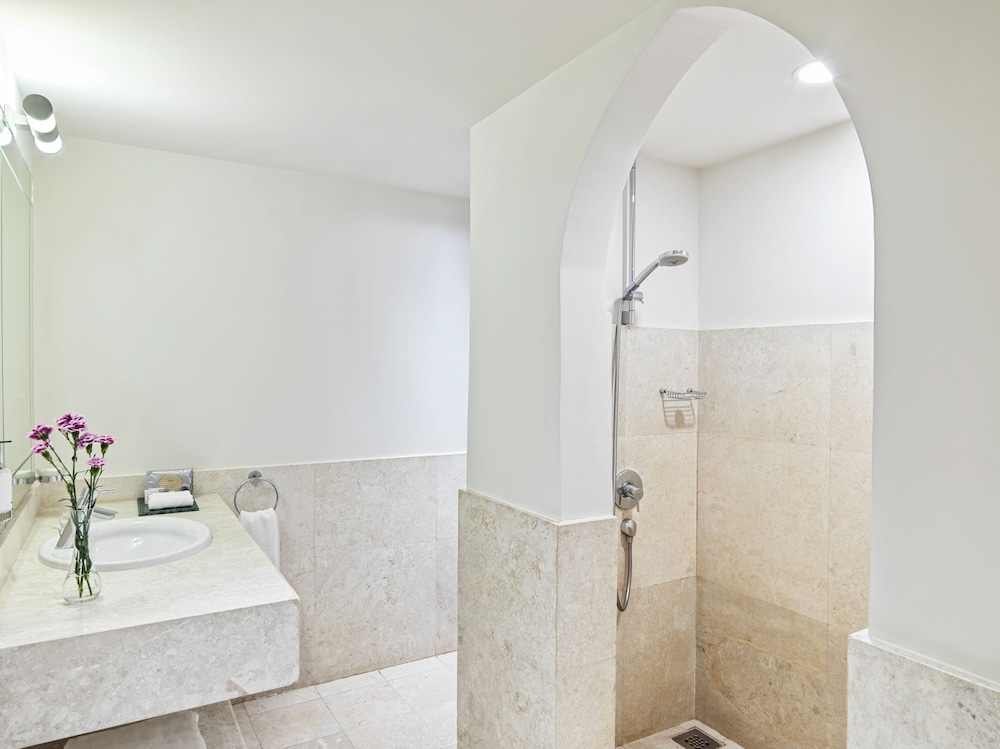 Fanar Hotel and Residences