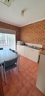 Centrepoint Motel