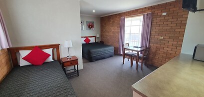 Centrepoint Motel