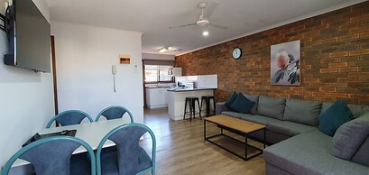 Centrepoint Motel