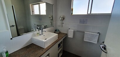 Centrepoint Motel