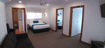 Centrepoint Motel