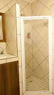 Overmeer Guest House