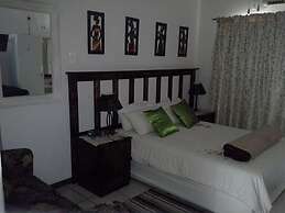 La Rochelle Inn