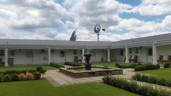 La Riviera Guesthouse