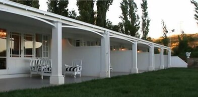 La Riviera Guesthouse