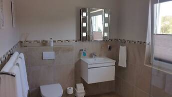 Lala Panzi B&B