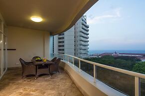203 Oyster Quays