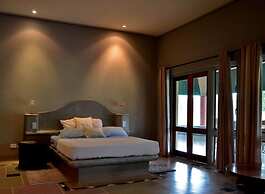 Tingala Lodge