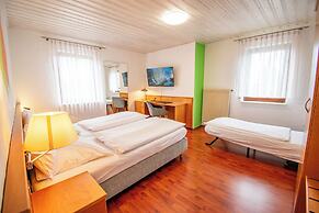 Hotel Nehrener Hof