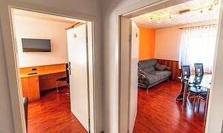 Hotel Nehrener Hof