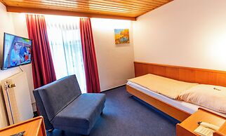 Hotel Nehrener Hof