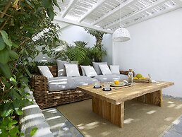 Delmar Apartments & Suites - Delmar Collection