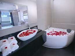 New Sun Hotel