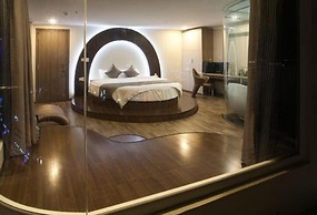 New Sun Hotel