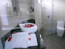 New Sun Hotel