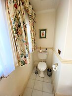 Sherwood's Country House