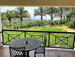 Sherwood's Country House