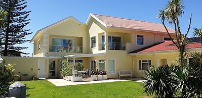 Constantia Cottages