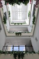 Nishan Hotel