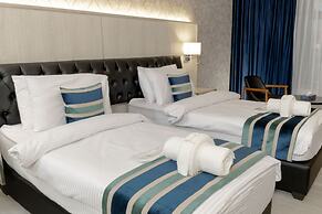 Nishan Hotel