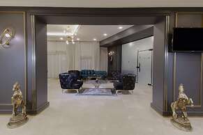 Nishan Hotel