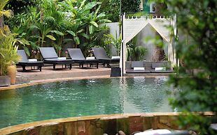 Central Indochine d’Angkor Hotel