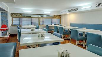 Peak Star Hotel