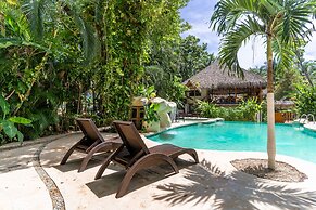 Banana Beach Hotel