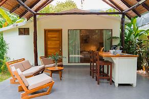 Banana Beach Hotel