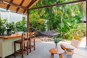 Banana Beach Hotel