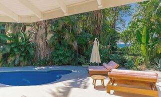 Banana Beach Hotel