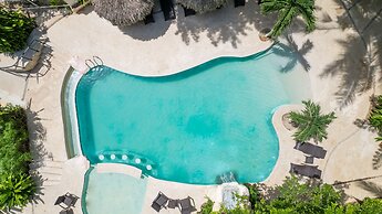 Banana Beach Hotel