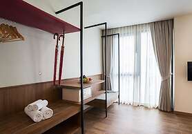 Sunshine Hip Hotel