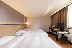 New World Hotel