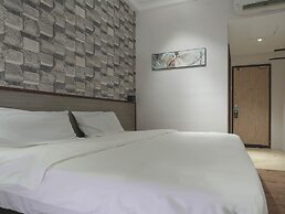 The Noble Hotel