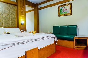 Siri Hotel