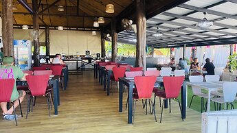 Bella Vista Beach Resort Koh Lipe