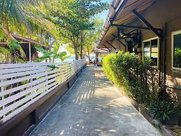 Bella Vista Beach Resort Koh Lipe