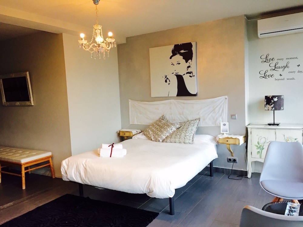 Les Suites - Adults Only