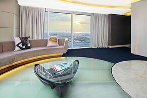 V Hotel Dubai, Curio Collection by Hilton