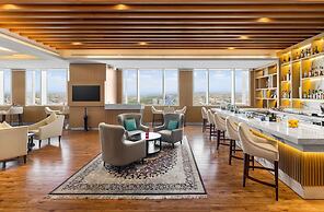 V Hotel Dubai, Curio Collection by Hilton