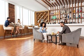 V Hotel Dubai, Curio Collection by Hilton