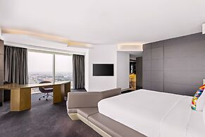 V Hotel Dubai, Curio Collection by Hilton