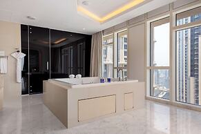 V Hotel Dubai, Curio Collection by Hilton