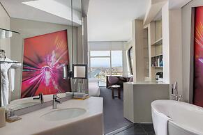 V Hotel Dubai, Curio Collection by Hilton