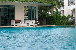 Paradise Park Jomtien by PSR ASIA
